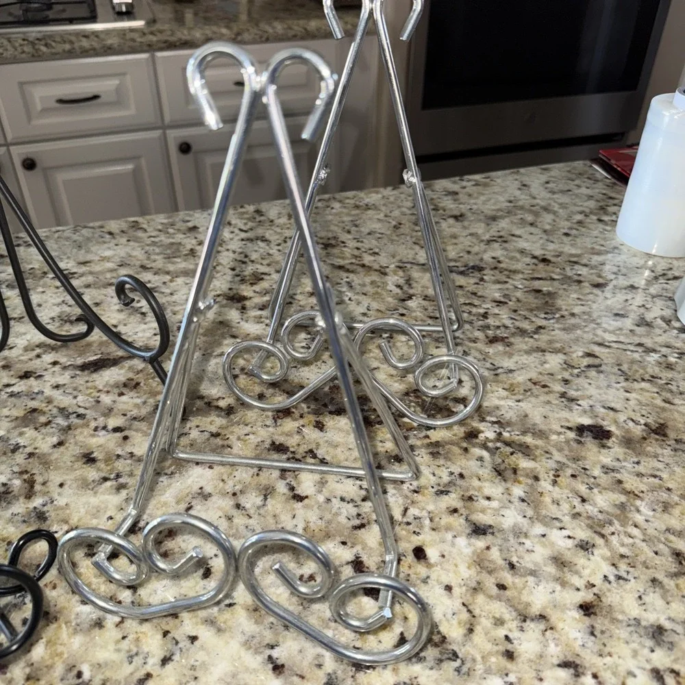 HUGE LOT TABLETOP EASEL DISPLAY PIECES FOR HOME AND BUSINESS 6 Pieces ‎ 4496